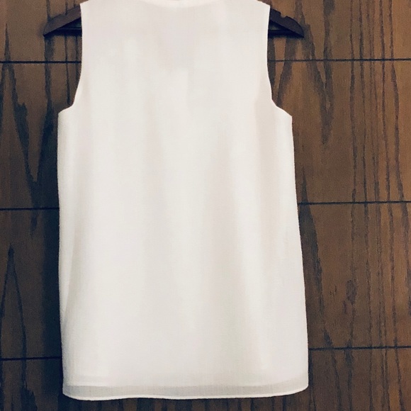 NWT! Calvin Klein blouse🔥 - Picture 6 of 7